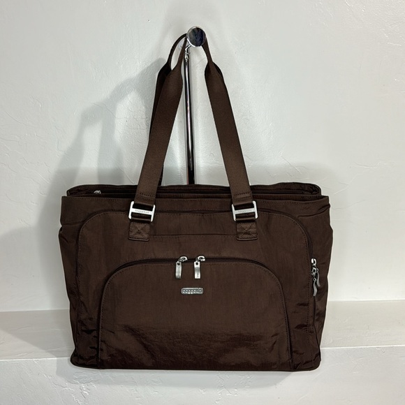 Baggallini Java Errand Laptop Work/Overnight Bag - Picture 2 of 13